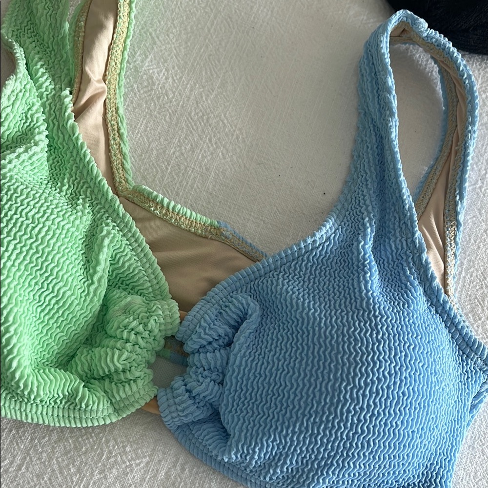 Color Block Scrunch Bikini - Picture 4 of 5